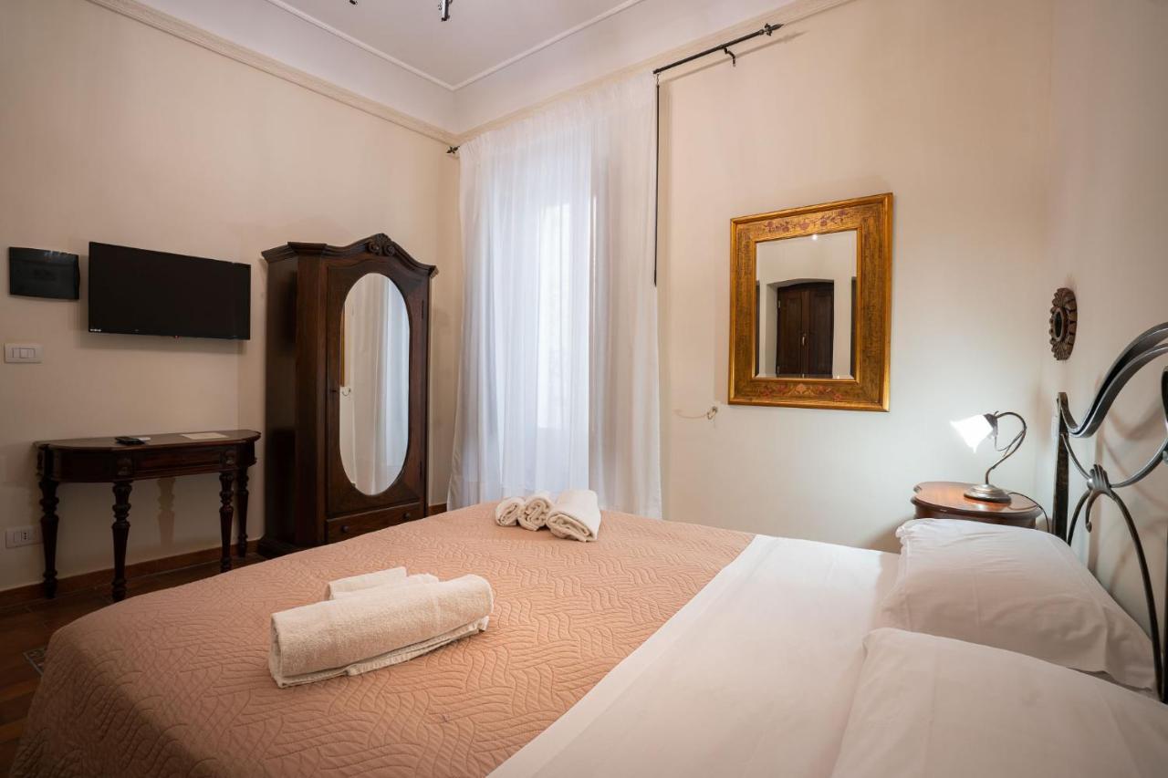 Ares Rooms Ortigia Syrakusa Exteriör bild