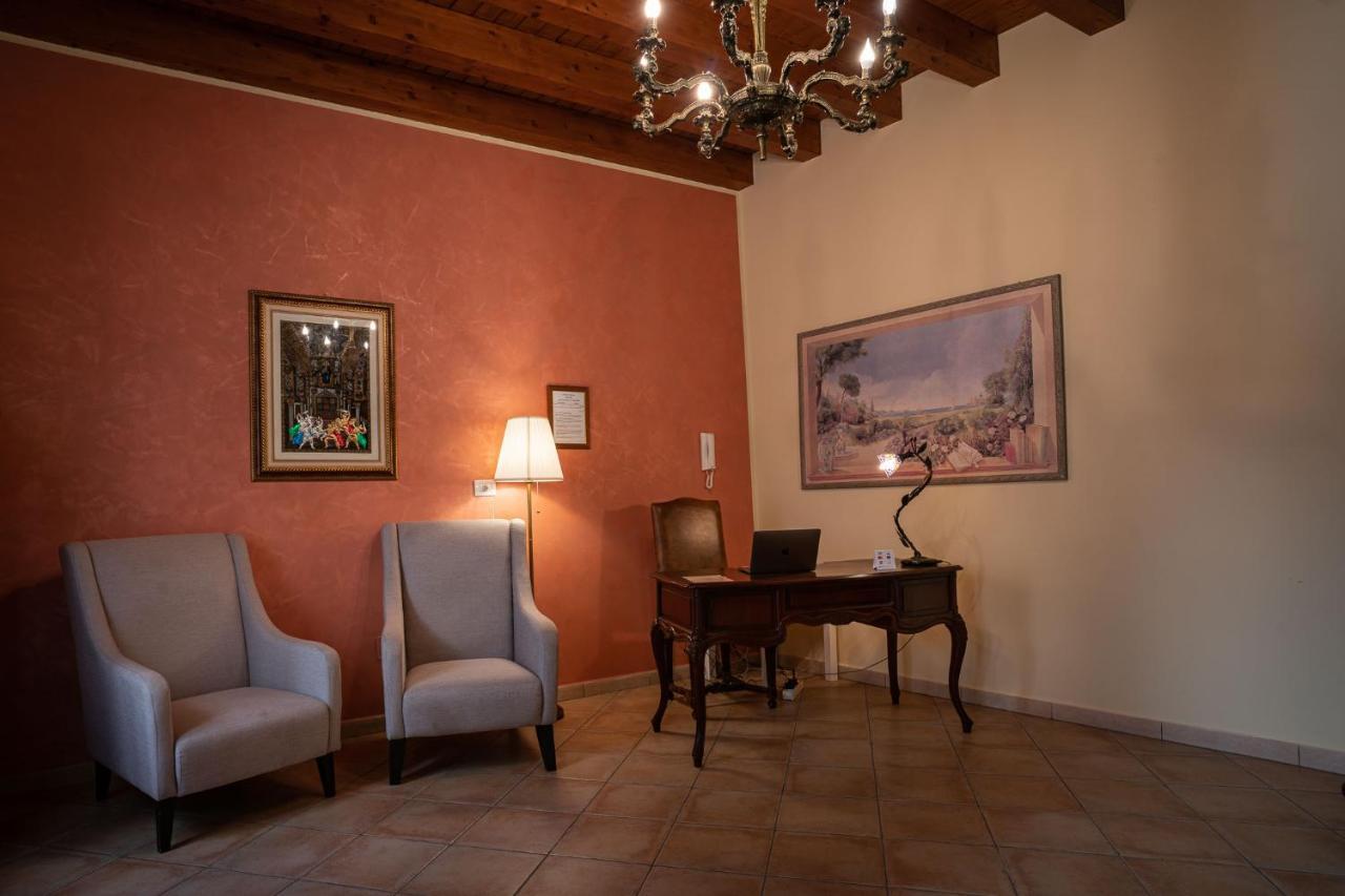 Ares Rooms Ortigia Syrakusa Exteriör bild