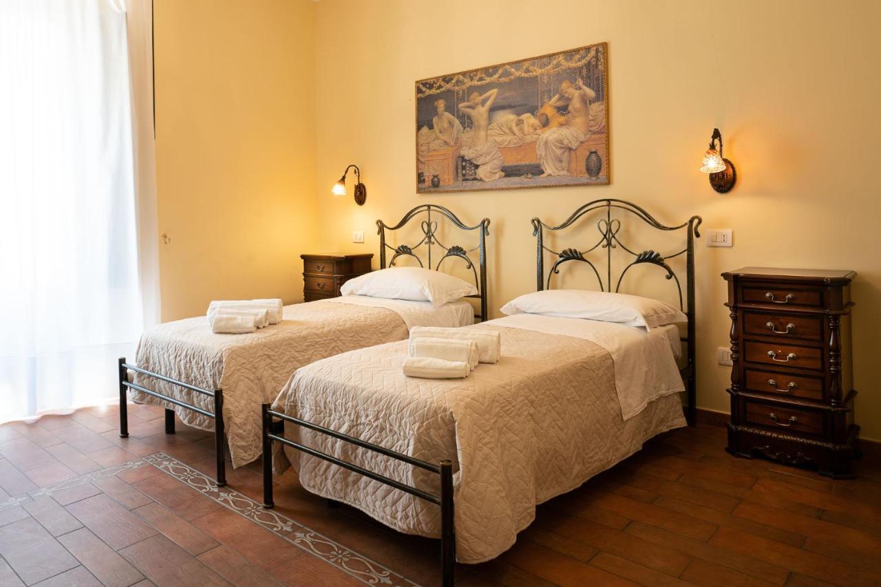 Ares Rooms Ortigia Syrakusa Exteriör bild