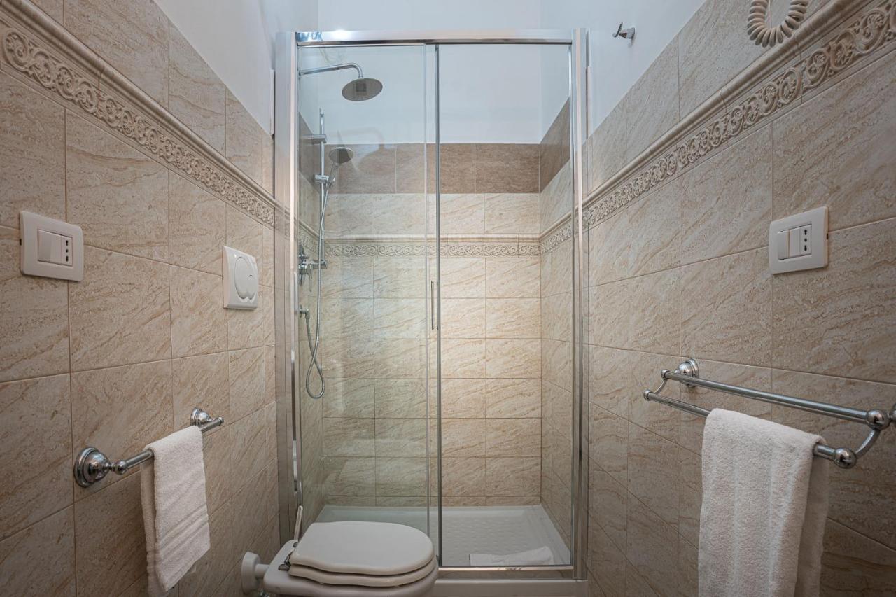 Ares Rooms Ortigia Syrakusa Exteriör bild