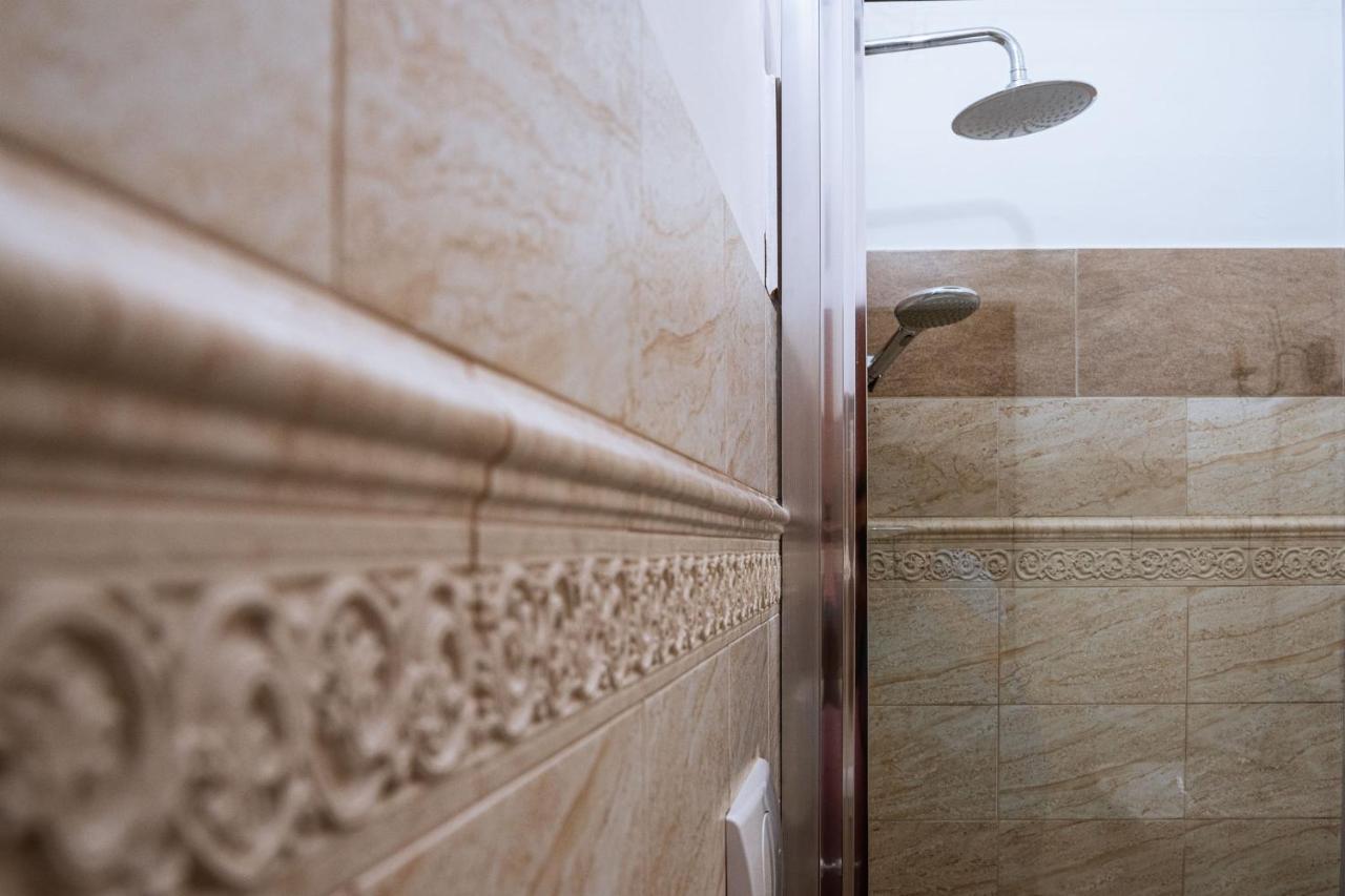 Ares Rooms Ortigia Syrakusa Exteriör bild